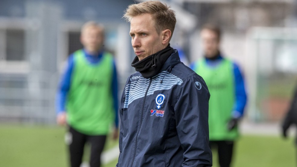 ÅFF-tränaren Jesper Ny har saknat många spelare på träning den senaste tiden.