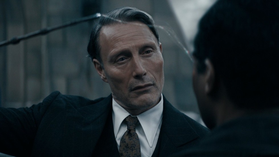 Mads Mikkelsen har tagit över skurkrollen från Johnny Depp i "Fantastiska vidunder: Dumbledores hemligheter". Pressbild.