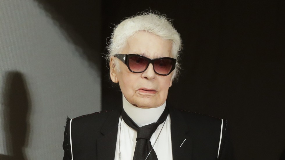 Karl Lagerfeld var en centralgestalt i modevärlden i årtionden. Arkivbild.