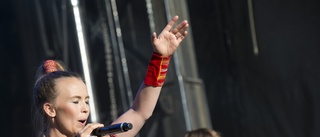Slagkraftigt och politiskt när Sofia Jannok gästade Trästockfestivalen