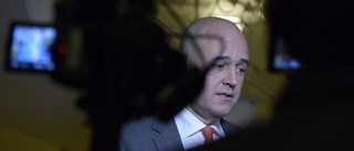 Märkligt val ha Reinfeldt som "krigsexpert"