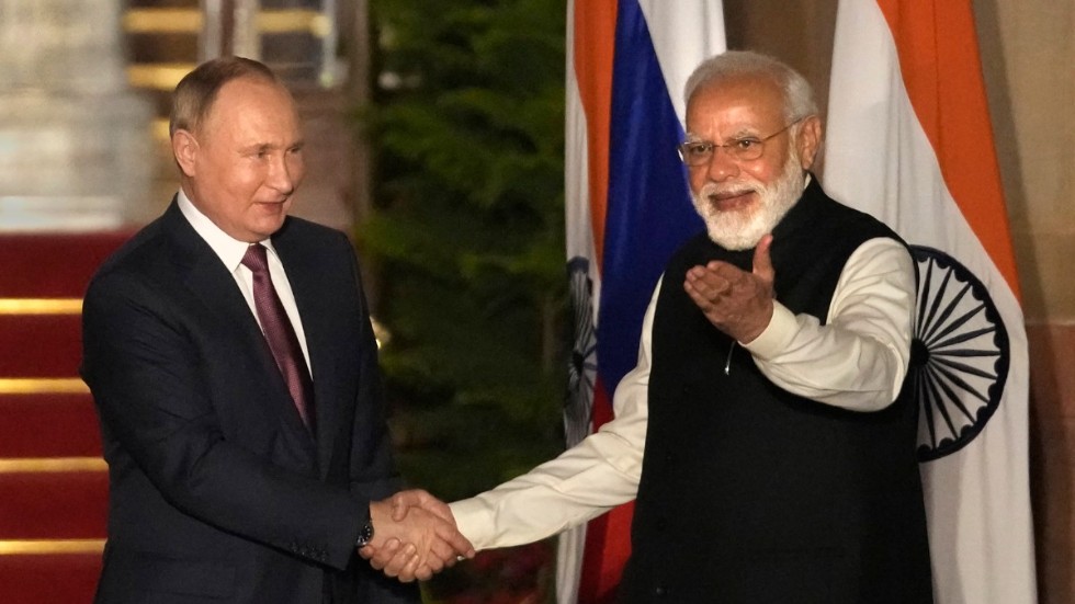 Ryssland uppskattar Indiens "balanserade" inställning till Ukrainakriget. Här träffas presidenterna Vladimir Putin och Narendra Modi i New Delhi i december förra året. Arkivbild.