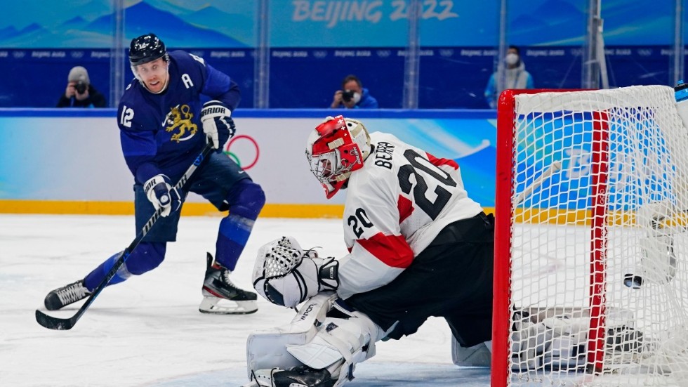 Marko Anttila gör 3–0 till Finland i kvartsfinalsegern över Schweiz.