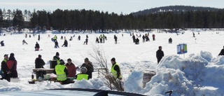 150 personer lockades till fisketävling