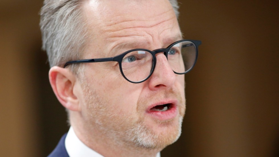 Finansminister Mikael Damberg (S) vill stoppa bidragsfusket. Arkivbild.