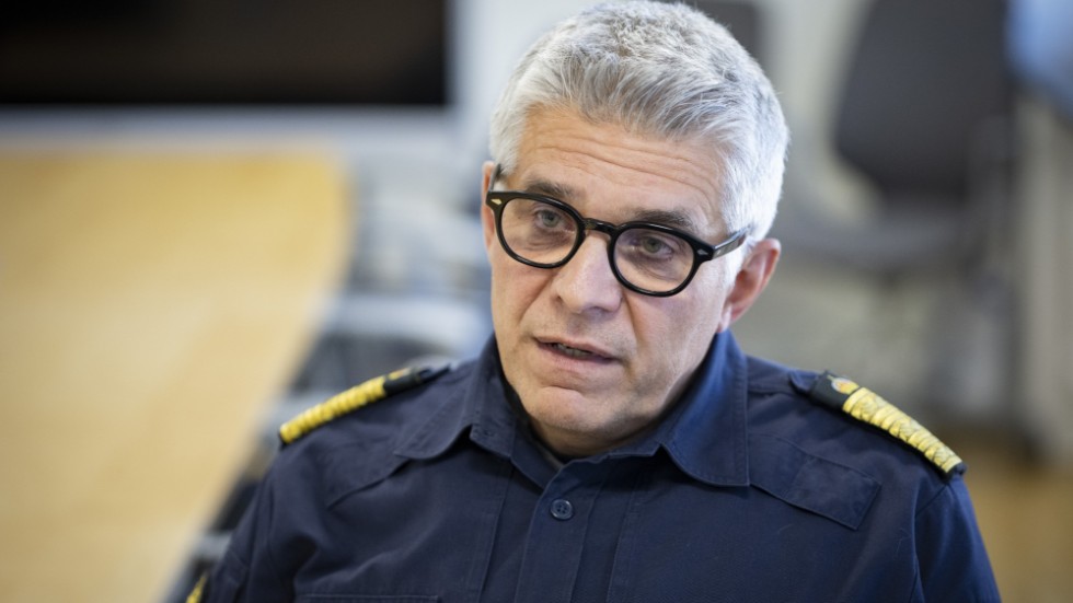 Rikspolischef Anders Thornberg har utsett en särskild utredare med anledning av härvan kring två högt uppsatta polischefer.