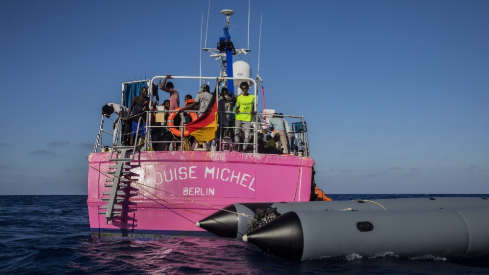 Räddningsfartyget Louise Michel i Medelhavet. Arkivbild.