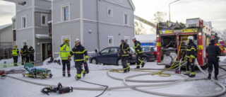En person död efter lägenhetsbrand utanför Umeå