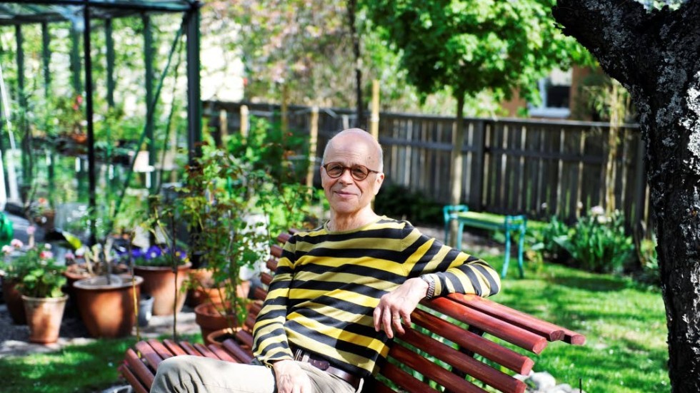 För sex år sedan flyttade Lars Sköldstam till Västervik. Han har utfört allt grävarbete i villaträdgården. "Om man vill leva länge ska man röra på sig."