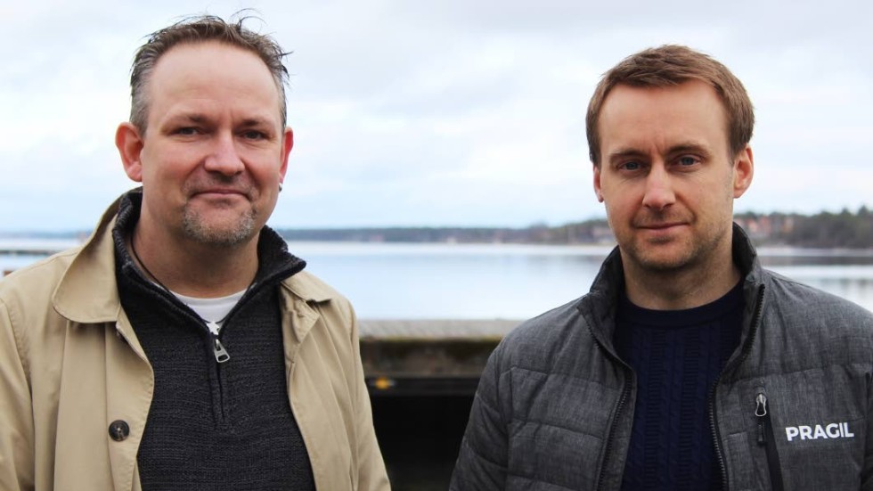 Liberalerna Fredrik Lindström och Lars Johansson vill att kommunen gör det enklare för privata aktörer att bygga trygghetsboenden.