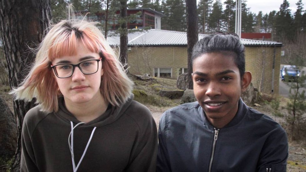 Maja Bremer och Daniel Friman i på Stenbockskolan i Boxholm tror att fusket kan påverka slutbetygen och leda till orättvisor.