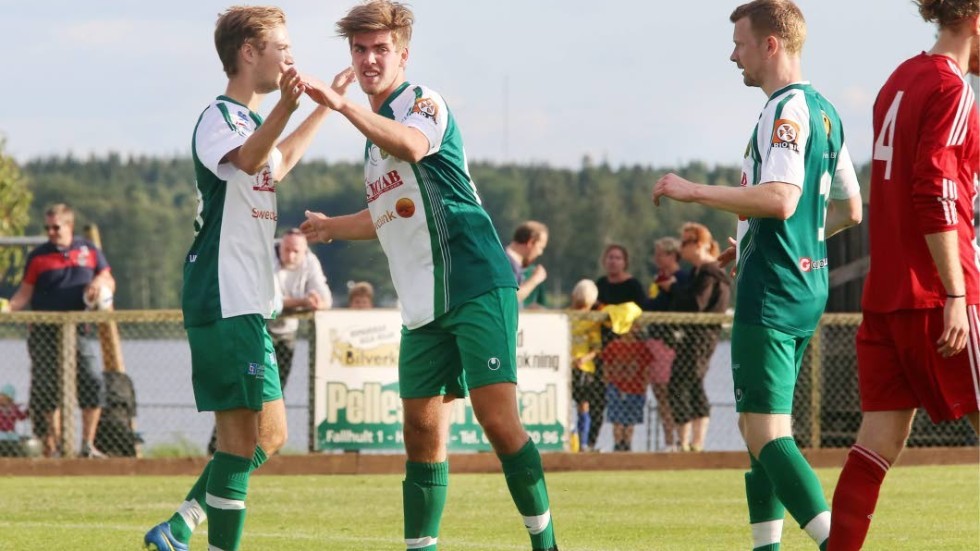 På väg mot ny seger? Hultsfreds FK har inlett serien bra där Albert Johansson gjort sex mål.