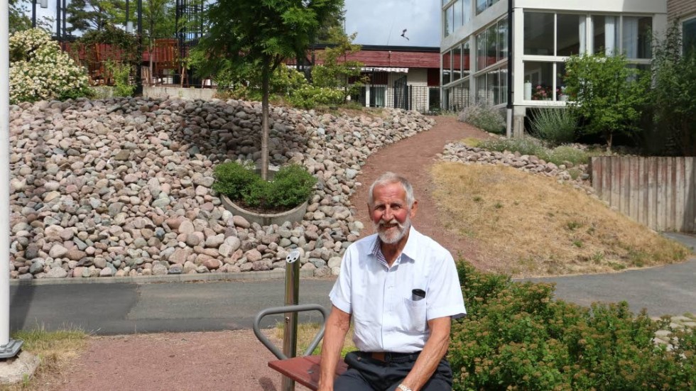 Silvert Bergström, Virserum, är med i SPF-seniorernas Matpatrull som sätter betyg på äldrematen. Han ser en positiv trend de senaste åren.