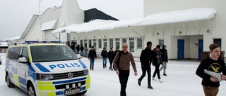 Bus utlöste brandlarm i skola