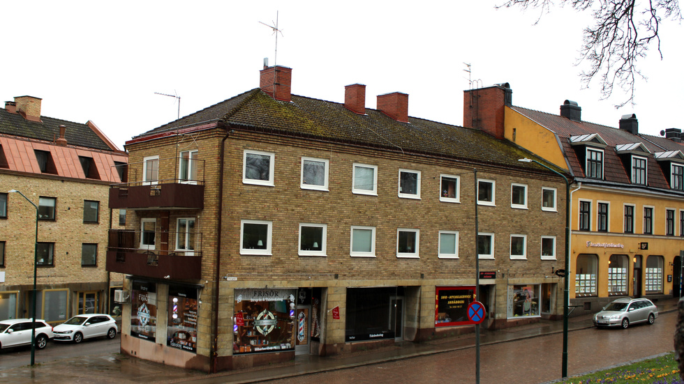 Den här fastigheten på Stångågatan 47 i centrala Vimmerby ligger nu ute till försäljning.