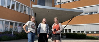 Företaget i Linköping skickar fyra tjejer till andra sidan jorden