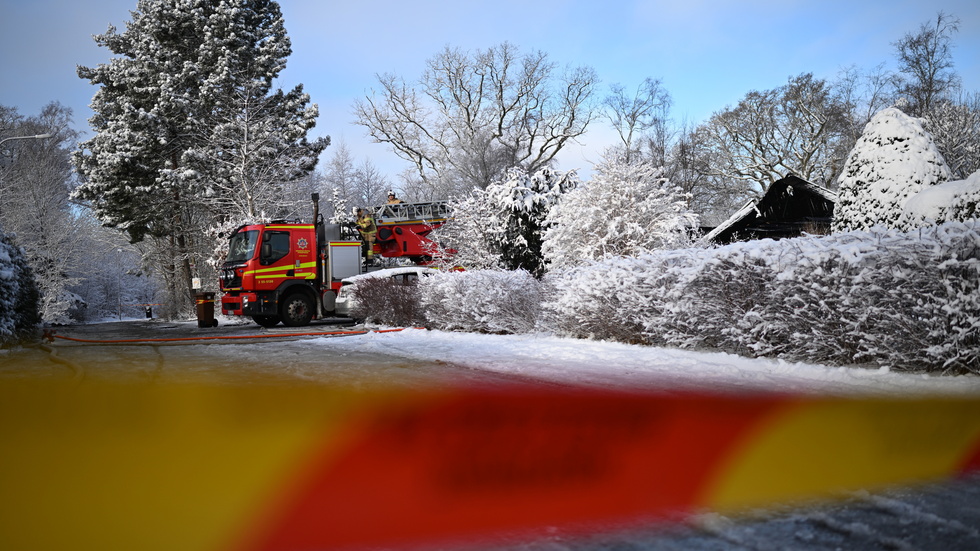 Villabranden i Kungsbacka inträffade i början av februari. Bild från släckningsarbetet.