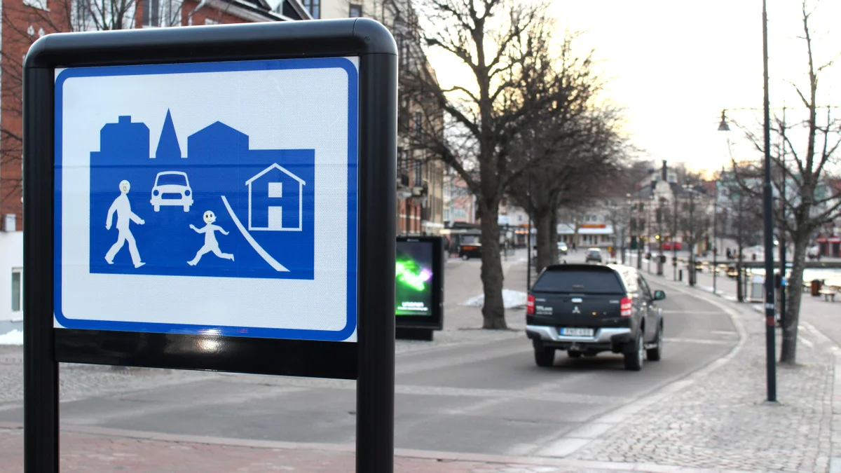 Höga hastigheter på Strandvägen kan bli polisfråga