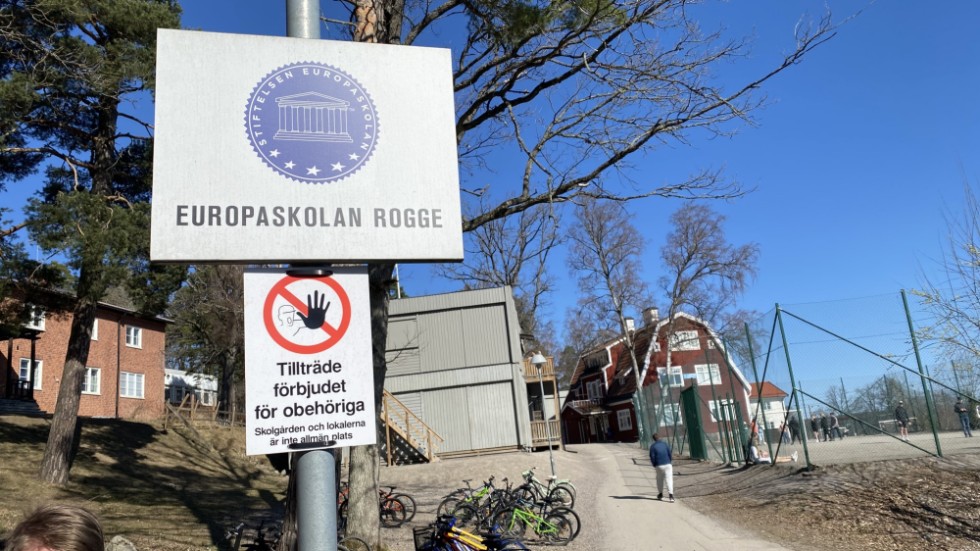 Strängnäs kommun måste tillse att allmänhetens intresse av passagen till Långbergparken enligt det ursprungliga avtalet och servitutet, återställs och säkras genom en ny inskrivningsförrättning, skriver Mats Werner.