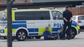 Dramatik på Ingelstas parkering – polisen på plats