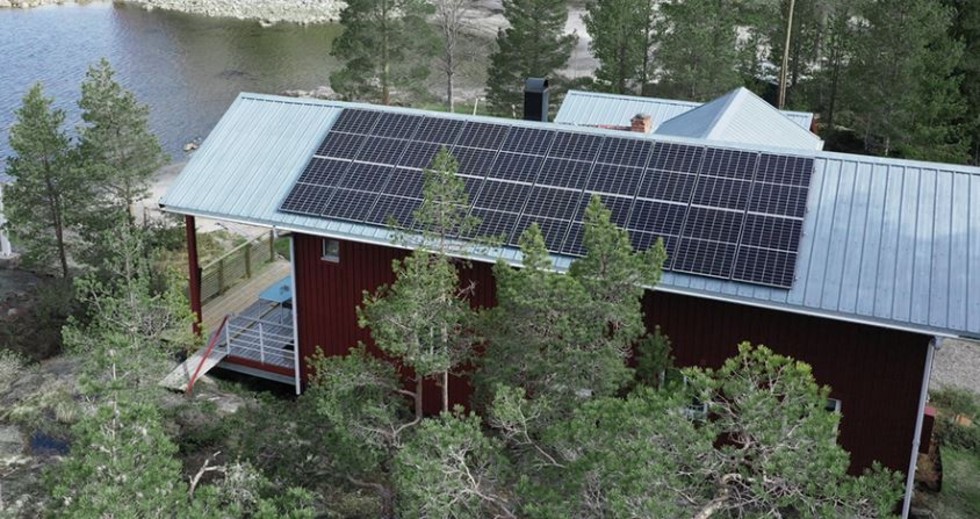 I Östergötland hade 553 miljoner kWh solenergi kunnat produceras under 2022 - det räcker för att försörja alla villor i Motala, Mjölby, Finspång och Ödeshög med energi för ett helt år.