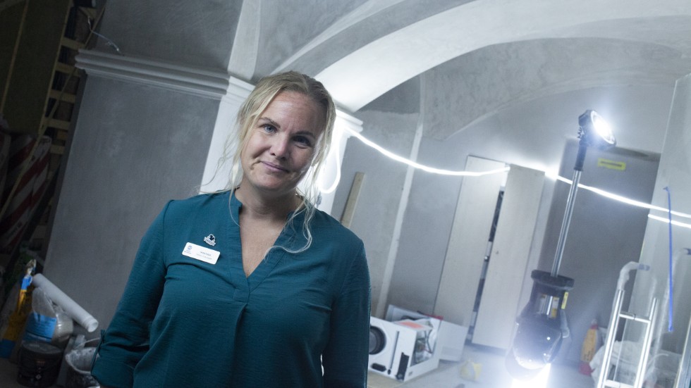Martina Andersson är förväntansfull inför invigningen av Stadshotellets nya spasatsning i källarvalven.