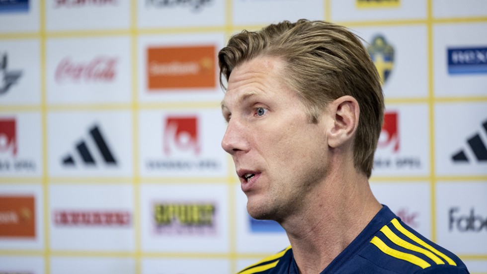 Rasmus Liljeblad är fotbollsspsykologisk rådgivare i det svenska damlandslaget.