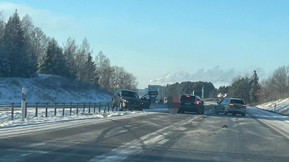 Två Personer Till Sjukhus Efter Olycka I Motala