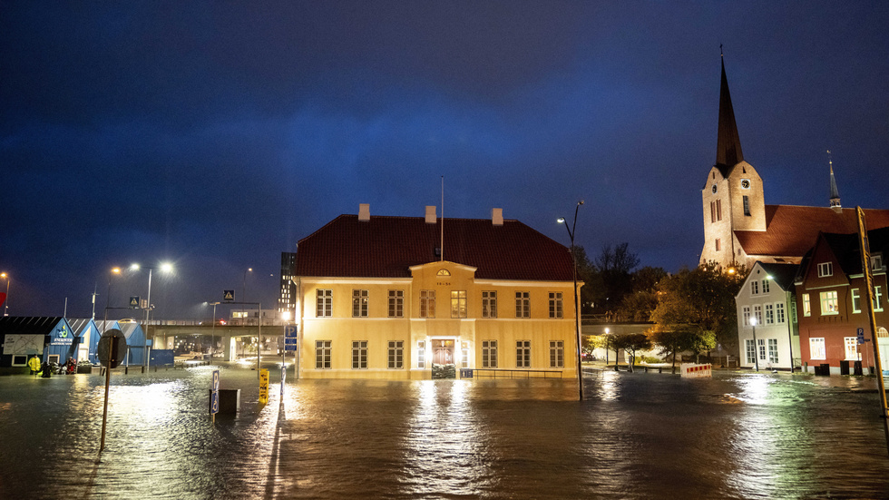 Höga vattenstånd i Sønderborg under fredagskvällen.