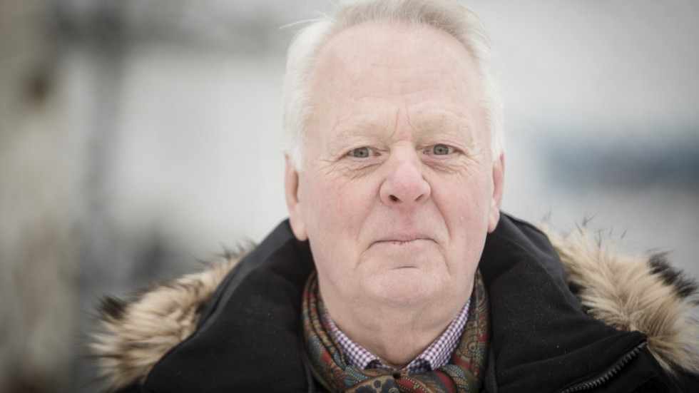Göran Dahlström (S), kommunstyrelsens ordförande, borde lyssna och föra en dialog med sina uppdragsgivare och skattebetalare, skriver signaturen "Observer".