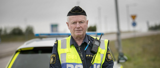 Polisen som inte vill sluta – trots 45 år i uniform: "Jag skulle sakna gemenskapen"
