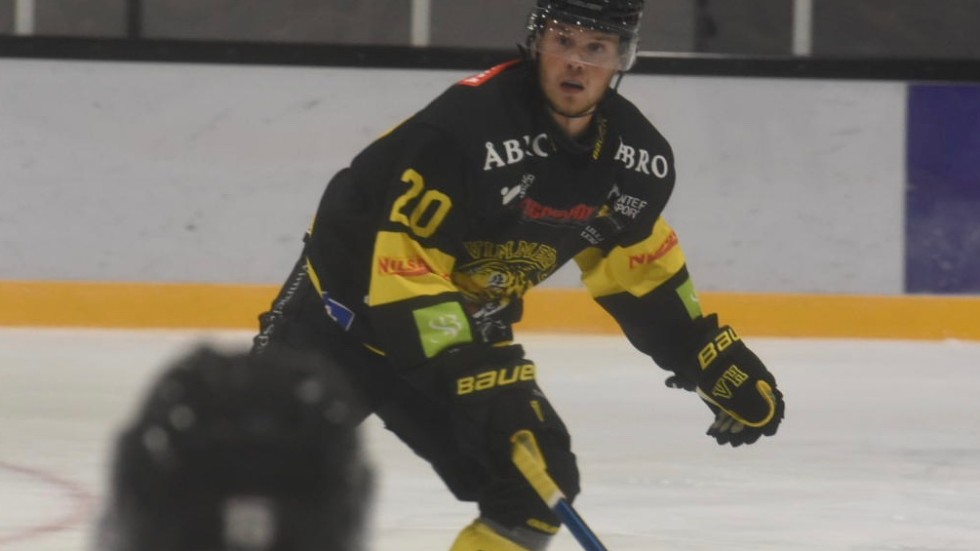 Vimmerby Hockeys nyförvärv Jonas Nyman har gjort succé hittills med mål i varje match. I fredagens möte med Tranås blev det två fullträffar från hans klubba. 