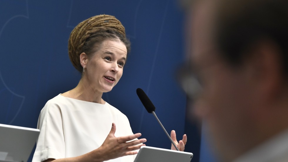 Kulturminister Amanda Lind (MP) presenterade regeringens krisbudget för kulturen den 9 september. Arkivbild.