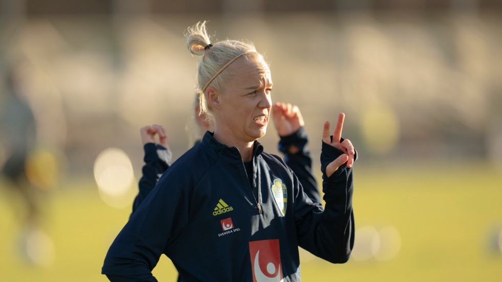 Caroline Seger under en av landslagets träningar i Göteborg dagarna inför EM-kvalet mot Slovakien.