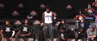 Trotsade NBA-protest – stod upp i laglinne