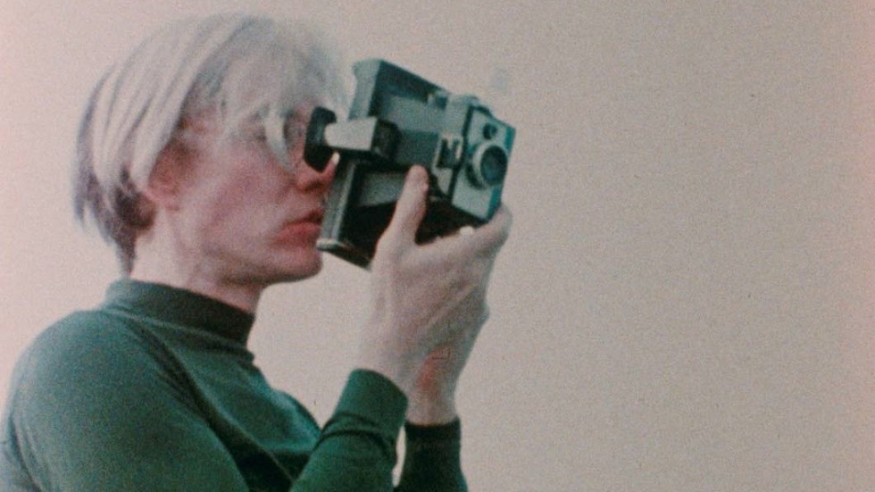 Sommaren 1972 var en hälig tid i The Hamptons. Bland annat så hängde konstnären Andy Warhol där.