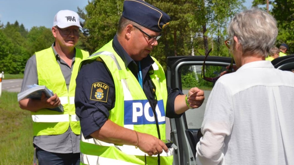 Polis samt Motorförarnas helnykterhetsförbund var på plats vid rastplats Krönsnäs vid riksväg 34 under en timme på tisdagen för att uppmärksamma Trafiknykterhetens dag.