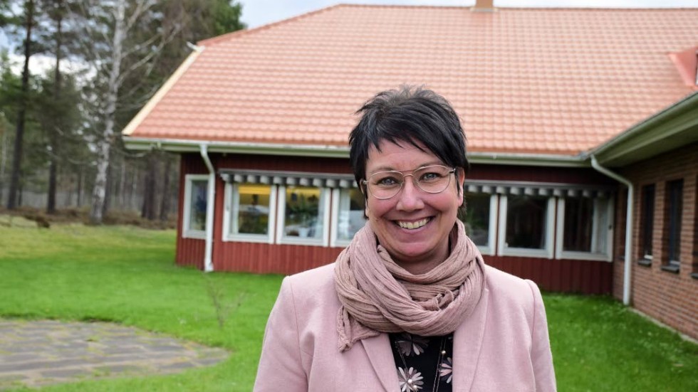 Kommunalrådet Anneli Hägg (C) sitter av allt att döma kvar i orubbat bo.