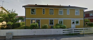 57-åring ny ägare till kedjehus i Västervik - 2 450 000 kronor blev priset