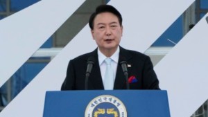 Seoul erbjuder Kim hjälp – om han rustar ner