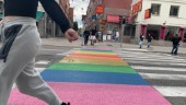 Regnbågens färger smyckar Kungsgatan: "Ska lyfta passagen"