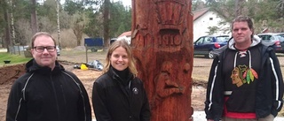 Ny träskulptur invigd i Harg