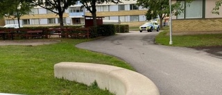 Person på cykel avlossade skott mot tre studenter – 21-årig kvinna misstänks för inblandning