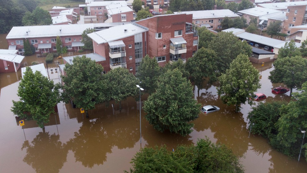 Insändarskribenterna vill att miljö- och klimatkrisen ska tas på allvar. Bilden är från översvämningarna i Gävle förra året.


