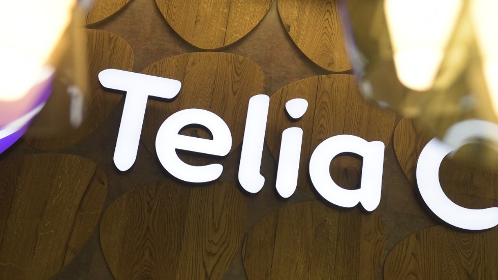 Signaturen "Kund hos Telia" tycker att Svebbtv inte borde få finnas i Telias utbud.