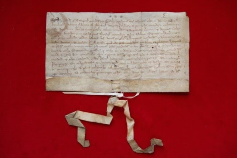 Jönköpings privilegiebrev från 1284. Arkivbild.
