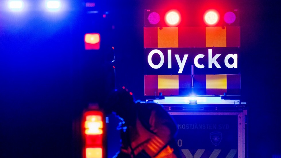 En person omkom efter en trafikolycka på väg 56 utanför Katrineholm. Arkivbild.