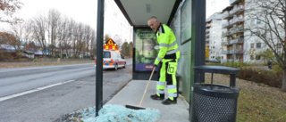 Tiotal busskurer sönderslagna i Umeå: ”Skador till ett värde av cirka 70 000 kronor”