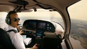 Östgöten med högtflygande drömmar – studerar till flygkapten • Föll för jobbet efter praotiden på Saab