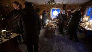 Lillpites skyltsöndag sprider julstämning bland besökarna: "Vi sålde slut på glöggen"